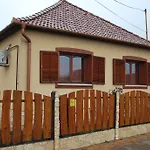 Méz-bor Szálló