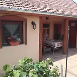 Méz-bor Szálló Vendégház 3*